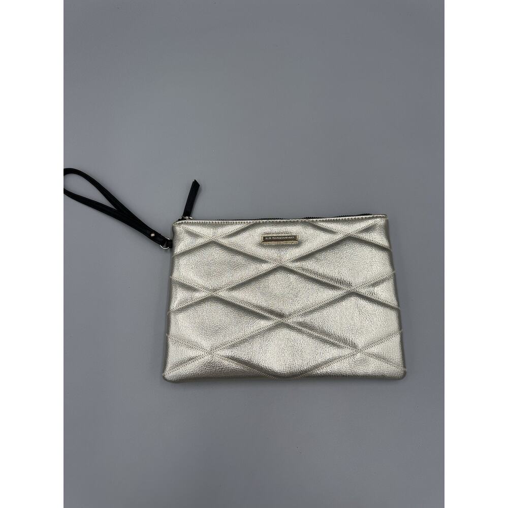 New‎ York & Co Gold Colored Quilted Clutch Zipper Make Up Bag